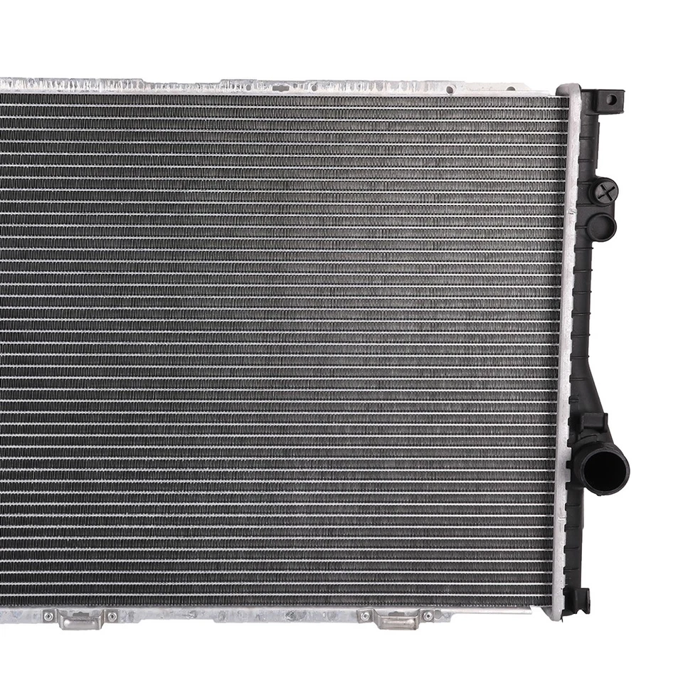 Radiator For 1997-1998 BMW 540i & 1994-1997 BMW 850Ci & 1995 1996-1998 BMW 740iL Foto 4 de 4