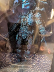 NECA JUNGLE HUNTER PREDATOR 7" ACTION FIGURE FROM THE CLASSIC 1989 NES GAME
