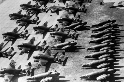 New York USA Mehr als dreißig Lockheed Hudson Bomber gebunden Eng- 1941 4x6 Foto