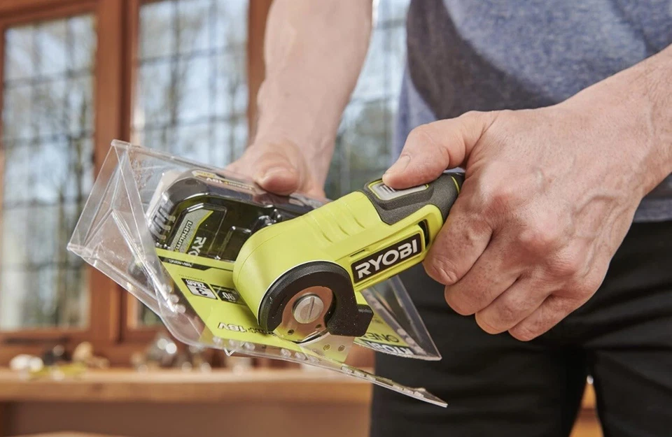 RYOBI RCT4-120GCordless Cutting Tool (1 x 2.0Ah), Hyper Green Electronic scissor - Image 4 of 4
