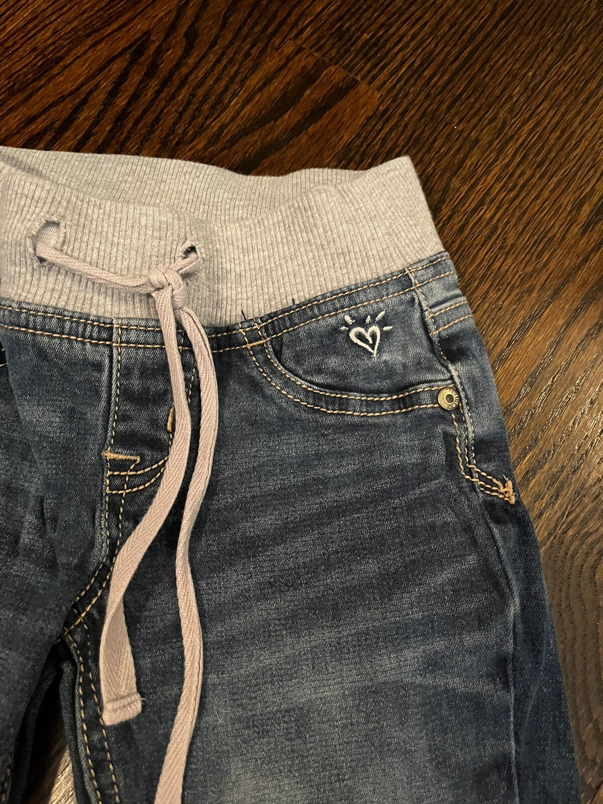Picture 2 of 5
