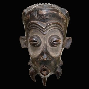 Vintage African Mask - Bena Lulua Mask 10 vintage wall art