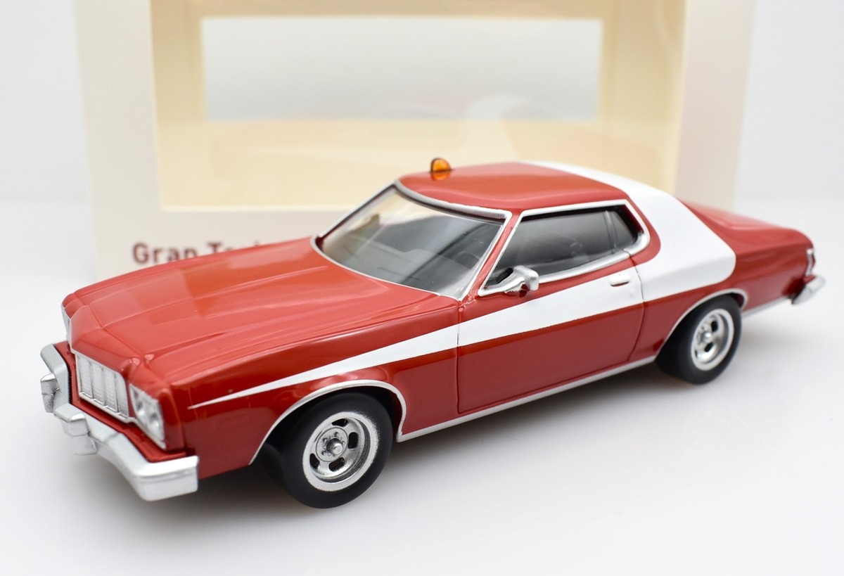 アメリカカーコレクションの1/43スケール Ford GranTorino Model Car Scale 1:43 Ford Gran Torino Starsky & Hutch Film