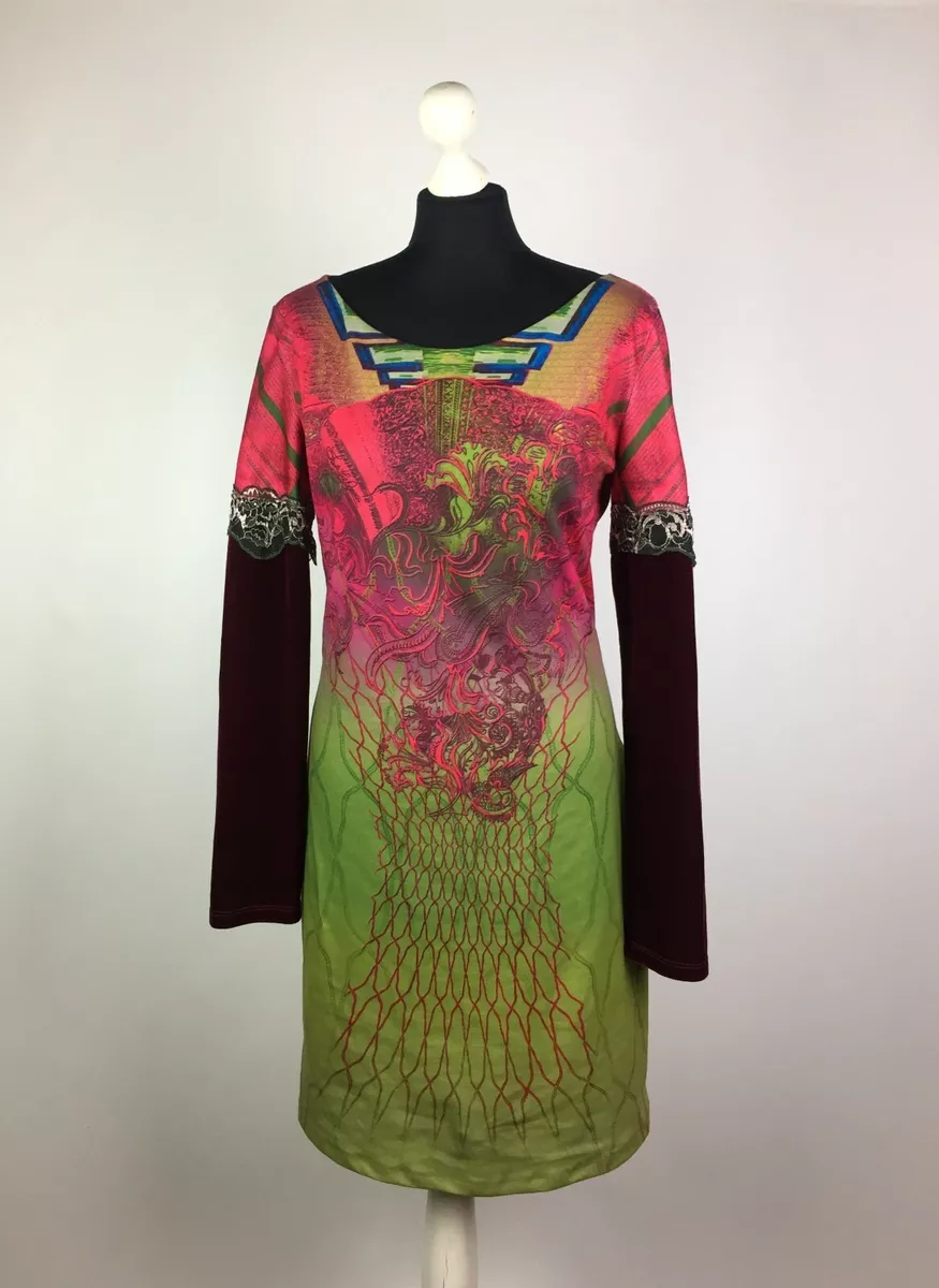 Save the hotsell queen abbigliamento online