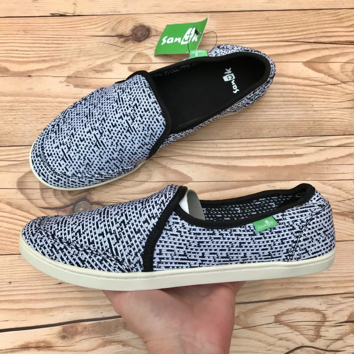 New Sanuk Pair O Dice Knit Black White Women s Select a Size