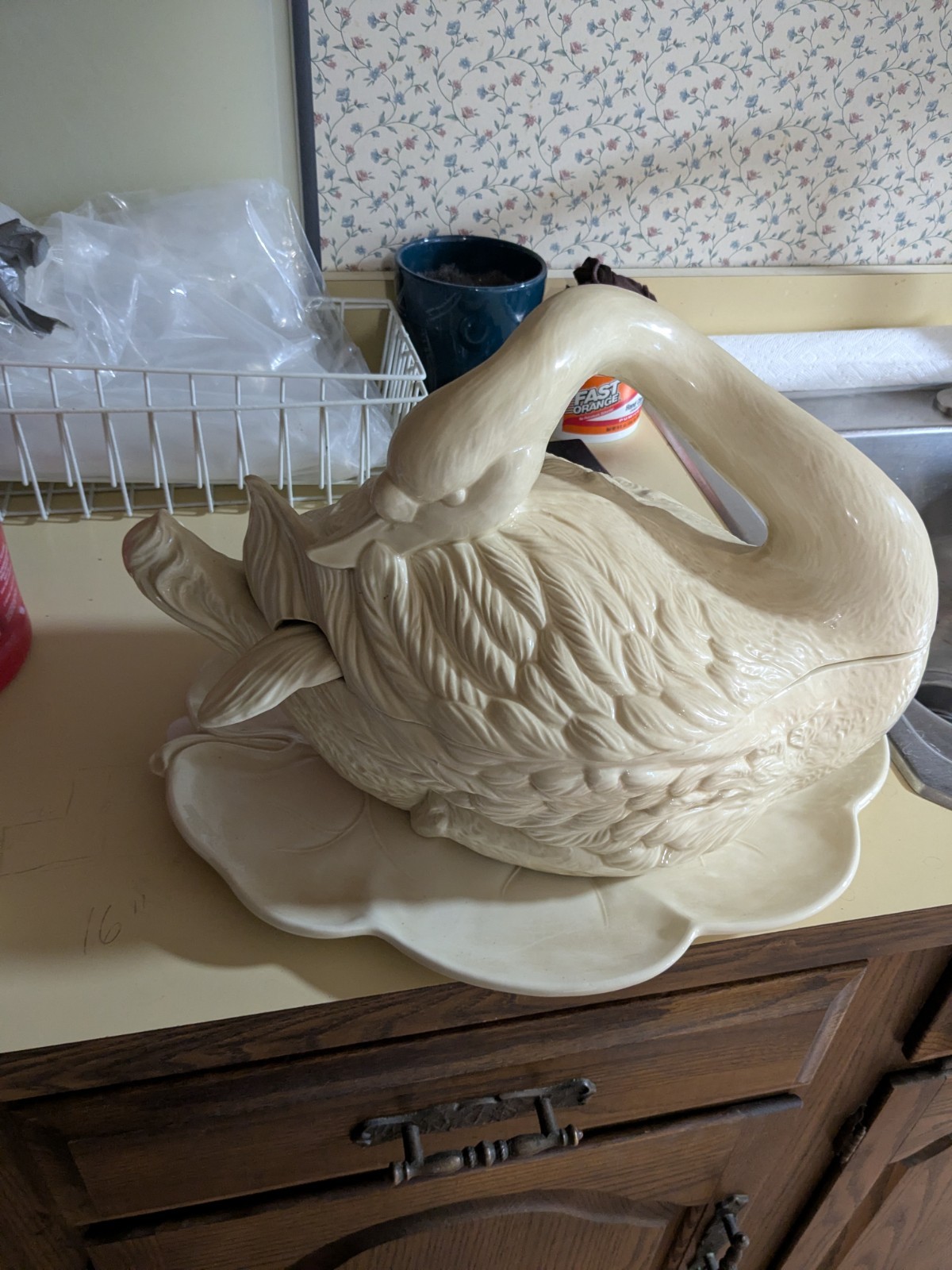 Vintage Ceramic / SWAN / SOUP TUREEN / FEATHER LADLE / Excellent!