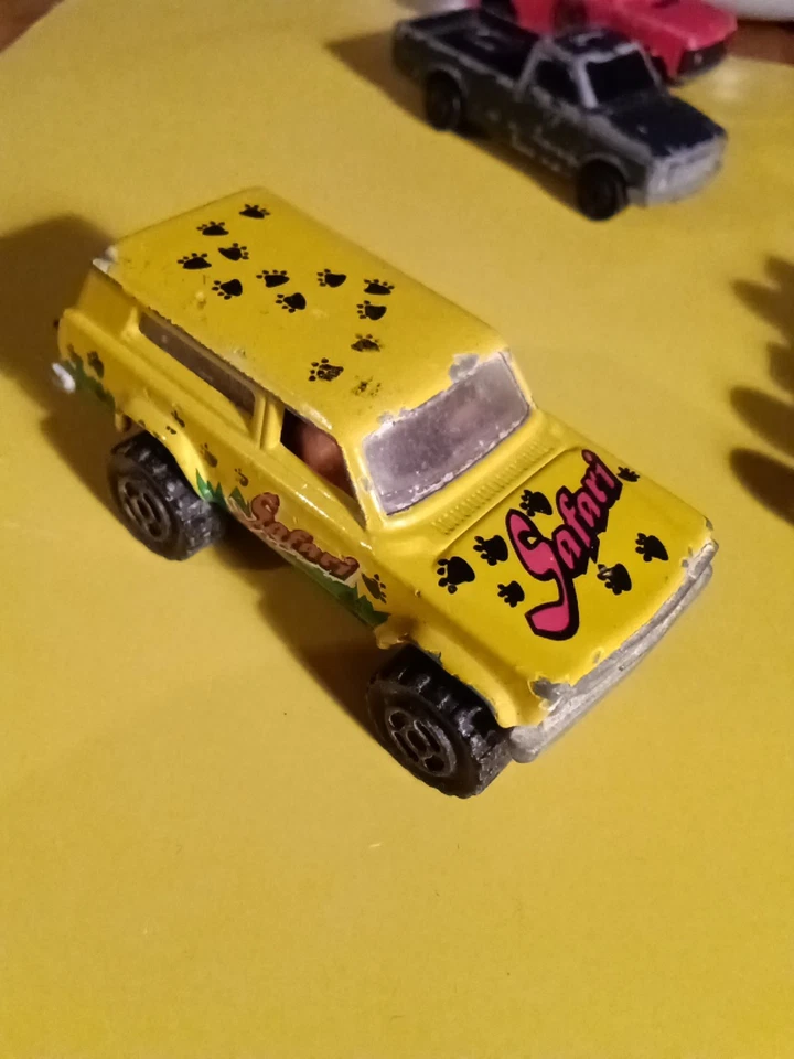 Lot Vintage Majorette Matchbox Diecast 4x4 Trucks Jeeps Pompier Camper Camion Foto 2 de 4