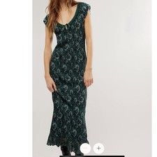 Free People Mckenna Dobby Smocked Midi Dress Green Floral size S