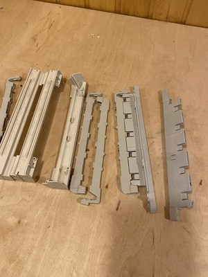 Hager 90SL Abdeckung Phasenschiene Zählerfeld NAR Halter Sammelschiene