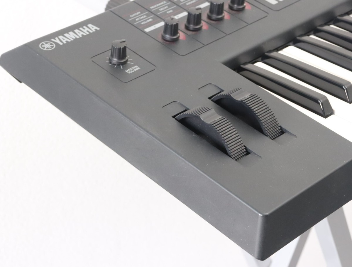 YAMAHAシンセサイザーMX49ホワイト（ケース付き） YAMAHA MX49