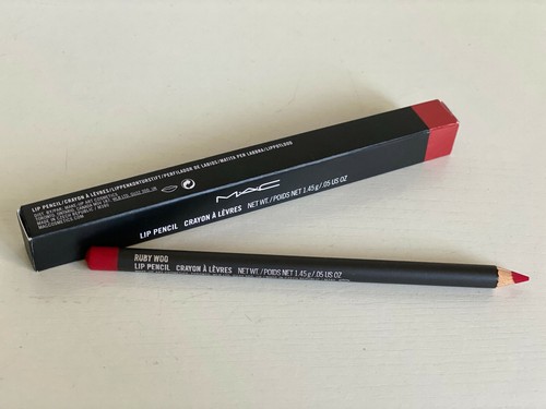 MAC COSMETICS LIP LINER PENCIL - RUBY WOO - Picture 3 of 6
