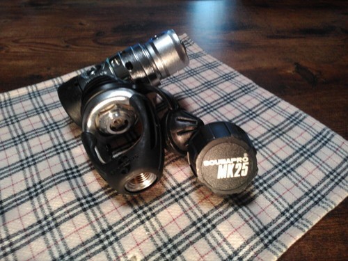 Scubapro Regulator First-Stage MK25 / 02077 - 第 2/12 張圖片
