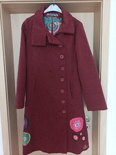DESIGUAL Mantel tailliert Gr. 40 (fällt aber kleiner aus) bordeaux