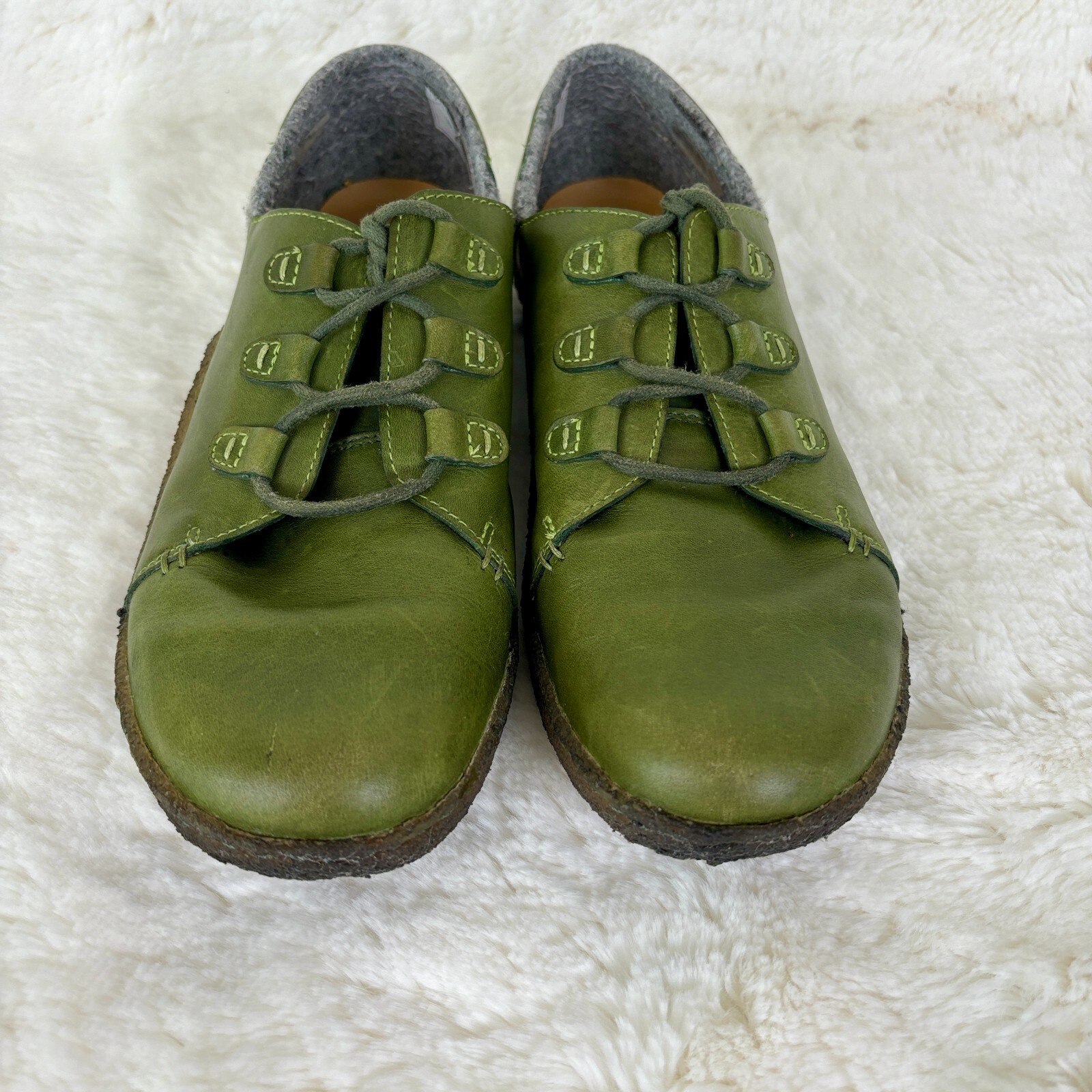 SAOLA Clark Originals Oxford in pelle verde con lacci foderata in lana suola crepe 8 5 m