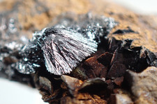 PYROLUSITE * FINE CRYSTALS ON SIDERITE * RARE LOCALITY ! Sierra Almagrera, SPAIN