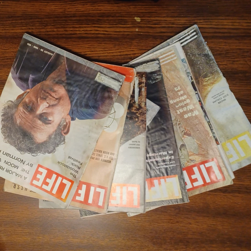 Vintage 1957, 1969, 1970 LIFE Magazine Assorted lot of 6 - Image 2 of 4