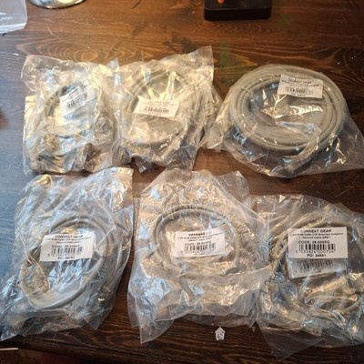Cat 5e UTP Kabelpaket, insgesamt 11 Kabel = 8x 0,5m, 2x1m, 1x5m im Original