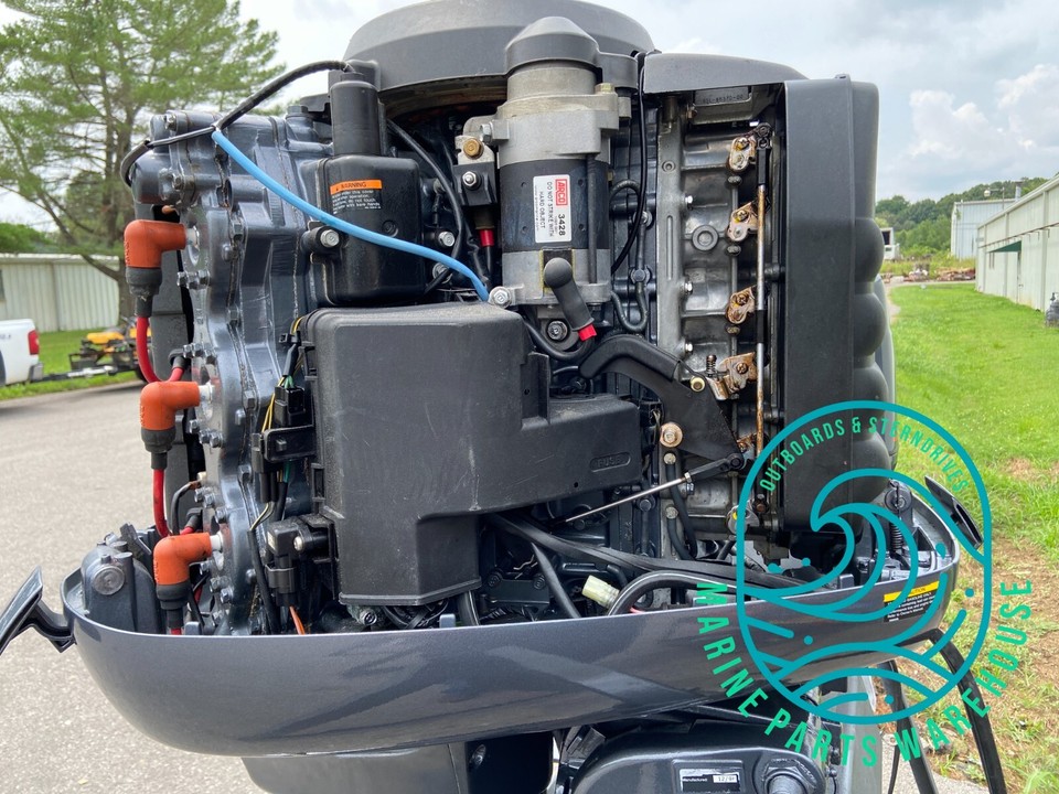 1999 Yamaha 200 HP 6-Cyl EFI 2-Stroke 25