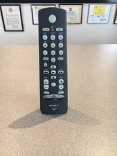 Sony 5-Device TV AV1 AV2 VCR CBL Infrared Remote Control Commander RM-V22  