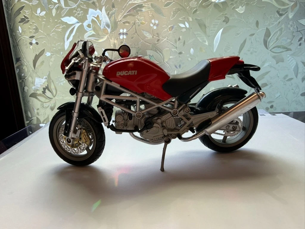 Preços baixos em MINICHAMPS Ducati 1:12 Veículos de brinquedo e de