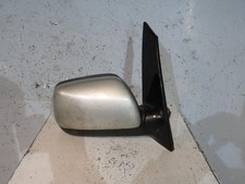 Retroviseur droit (ou coque) Toyota VERSO