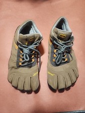 Vibram Five Fingers V-Trail 2.0 Trail Trek Hiking Shoes 15M5301 Size 41