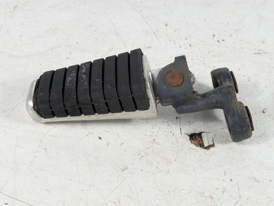 Yamaha Maxim XJ700 XJ 700 1985 1986 izquierda derecha conductor delantero reposapiés clavijas Foto 3 de 4