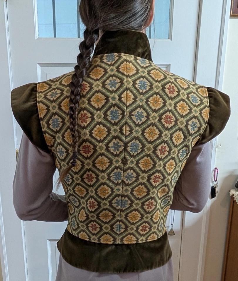 Chaleco Jerkin hecho a mano en brocado y terciopelo Foto 2 de 4