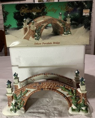Heartland Valley Village Deluxe Porcelain Bridge circa 1990's With Box