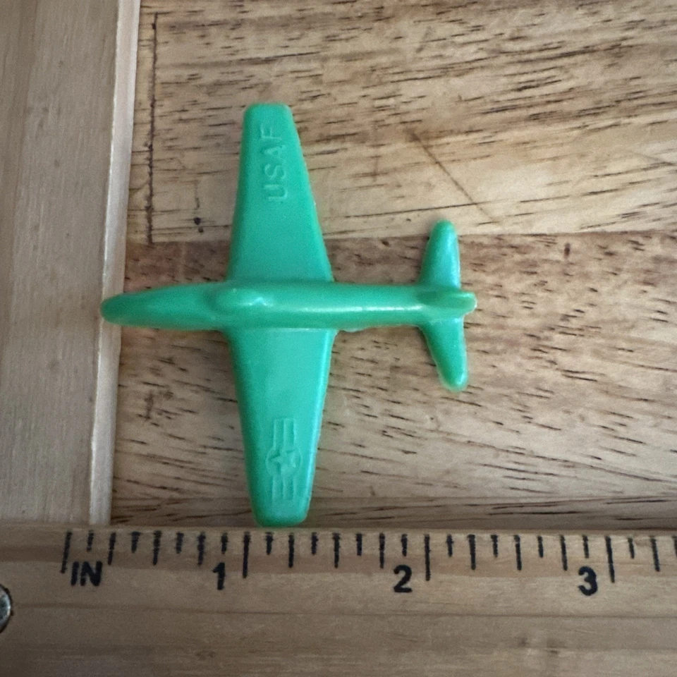 VINTAGE PLASTIC USAF AIRPLANE PLANE LOT JET FIGHTER BOMBER MINI MPC TOY MILITARY - Image 2 of 4
