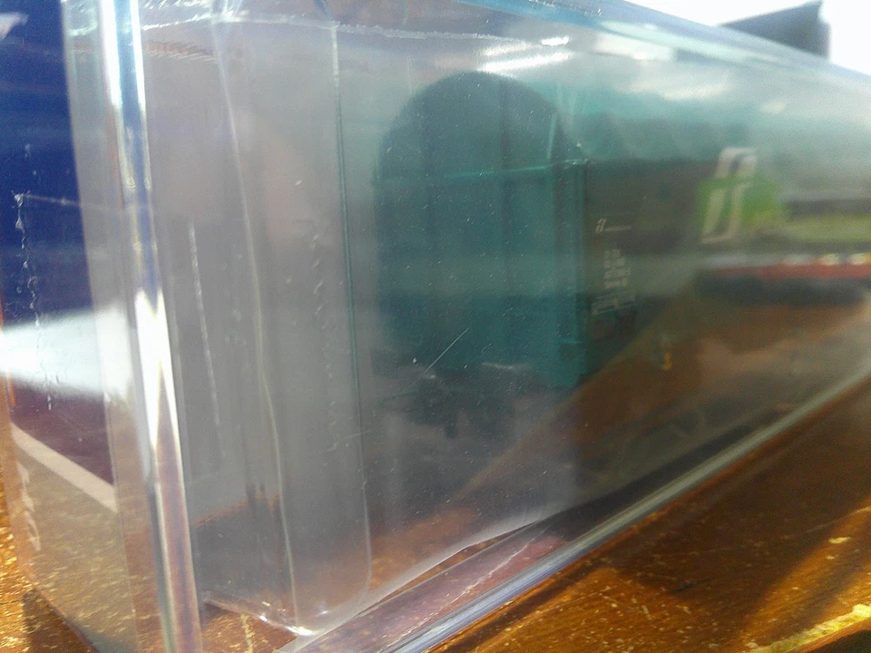 ROCO HO SCALE # 76449 SLIDE TARPAULIN WAGONS-MERCITALIA RAIL - Image 2 of 4