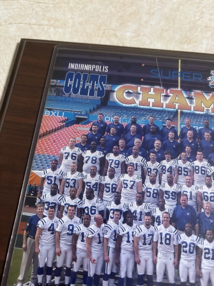 Raro Campeonato NFL Super Bowl Colts Vs Bears XL1 Equipo Foto Oficial En Madera Foto 4 de 4