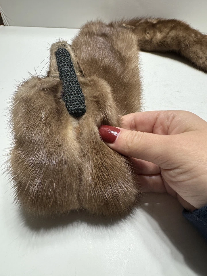 复古水貂貂真毛皮毛毡领裹巾 (2) 全身 — 第 4/4 张图片