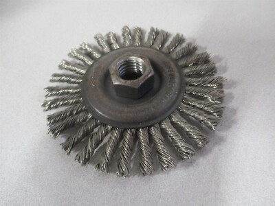 Osborn (0002639900) 7/8'' Stainless Steel Knotted Stringer Bead Twist Wire Wheel 