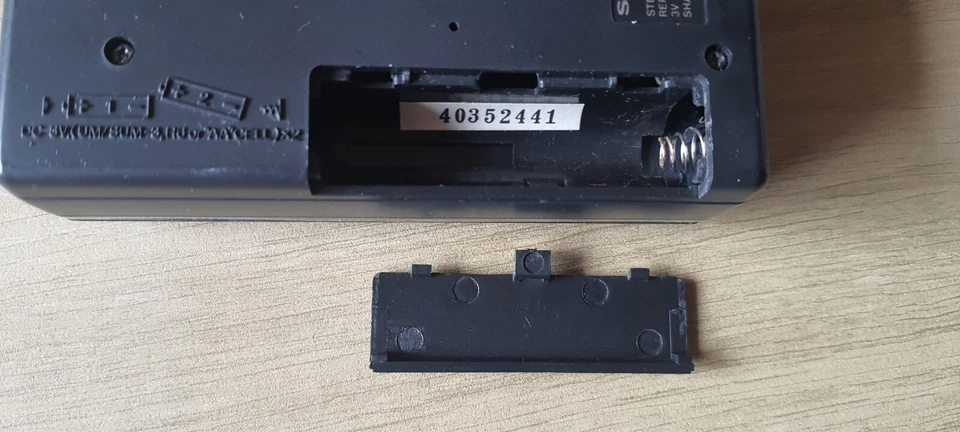 WALKMAN STEREO CASSETTE PLAYER SHARP JC-118 - Imagen 3 de 4