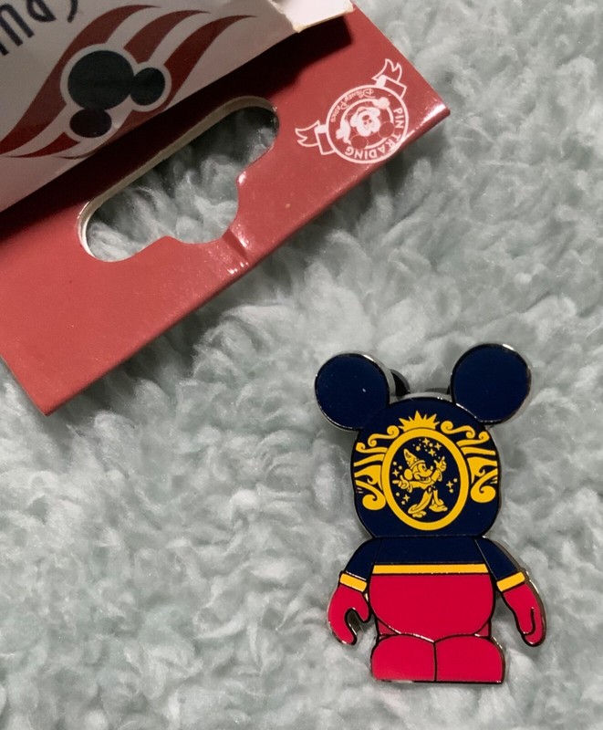 Disney Sorcerer Mickey Disney Cruise Line Vinylmation Mystery Pin DCL