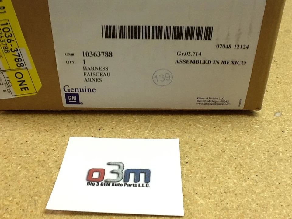 Arnés de parachoques trasero/asistente de estacionamiento/licencia Chevrolet Silverado GMC Sierra nuevo OEM Foto 3 de 3