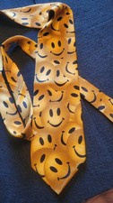 Ralph Marlin Men's Neck Tie 3.75 Yellow Smiley Face Happy Smile 100% Polyester
