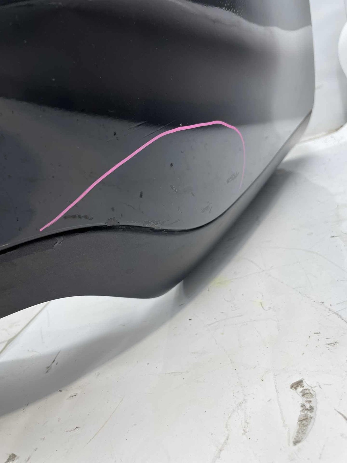 2014-2017 Maserati Quattroporte Rear Bumper Assembly Scratches Cracks