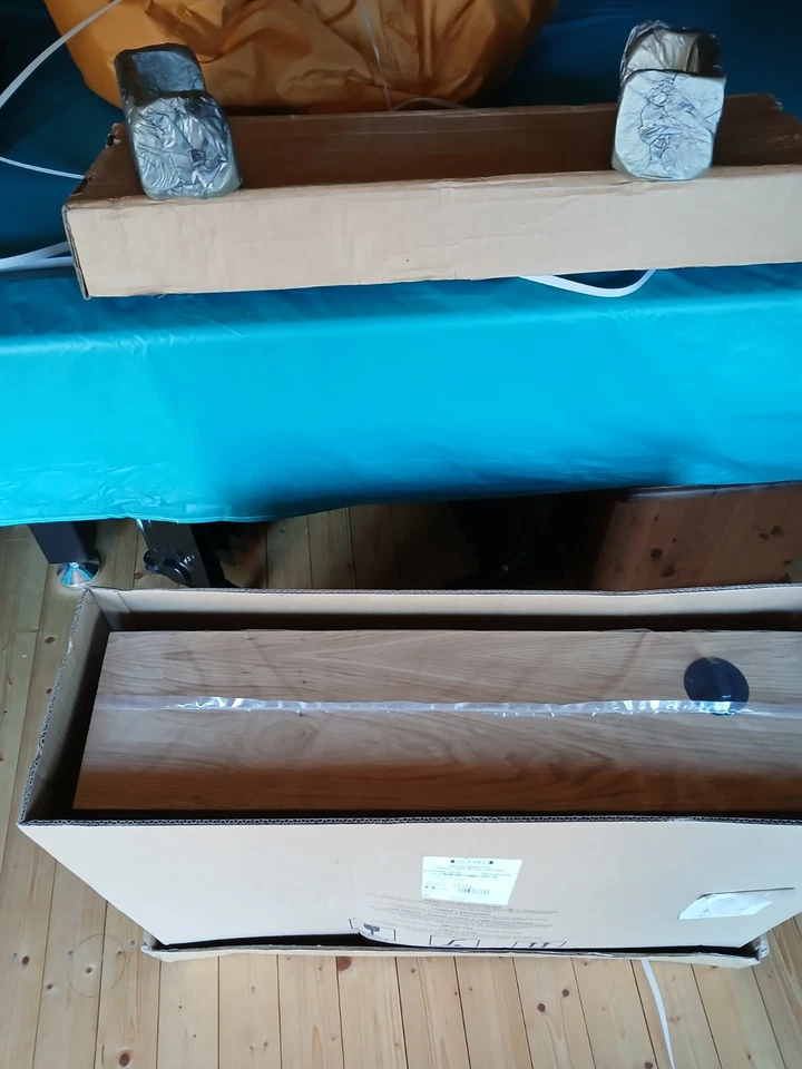 Flavel Misermatic radiant outset gas fire Light light oak - new, never opened - Image 3 of 4