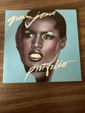 Grace Jones - Portfolio - 1977 Island ILPS 9470 Funk/Soul Vinyl LP Record Album Grace Jones - Portfolio - 1977 Island ILPS 9470 Funk/Soul Vinyl LP Record Album