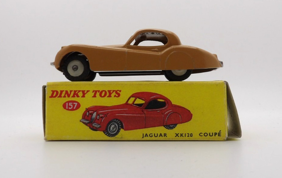 Dinky 157, Jaguar XK120 - Free Price Guide & Review