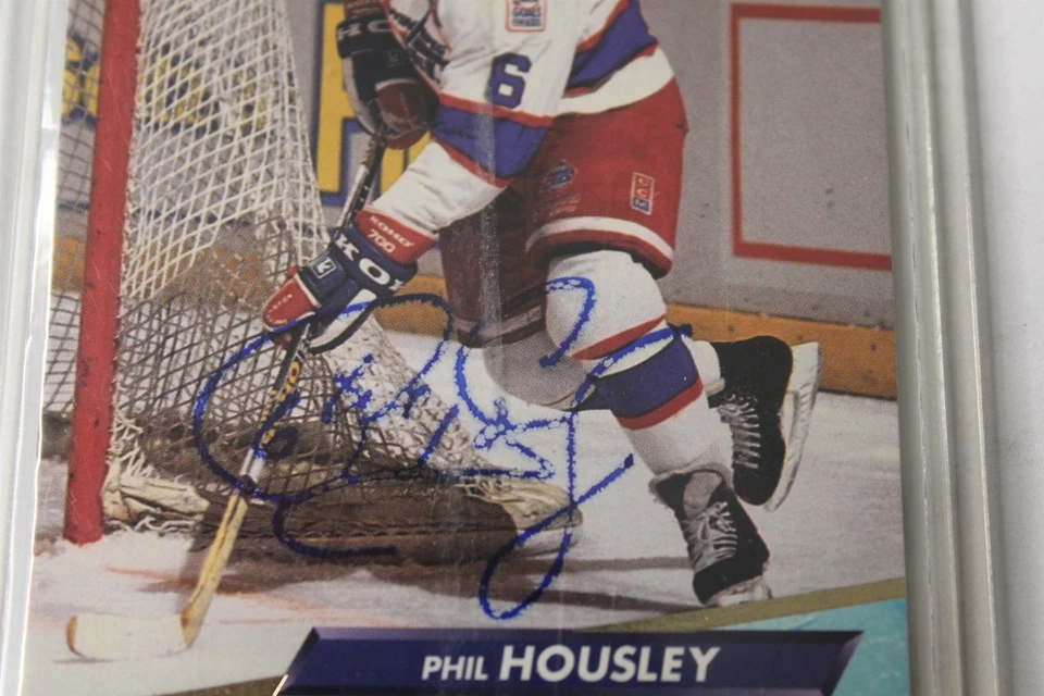 1992-93 Fleer Ultra Hockey Phil Housley Card #241 Autographed - Image 2 of 4