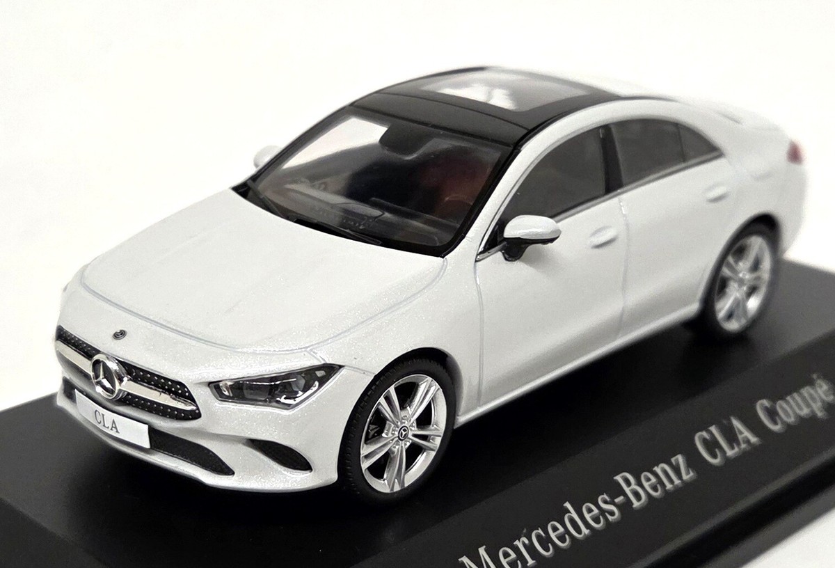 1/43 メルセデスベンツ CLS ホワイト Amazon | Mercedes Benz特注 1/43 メルセデスベンツ CLS クーペ
