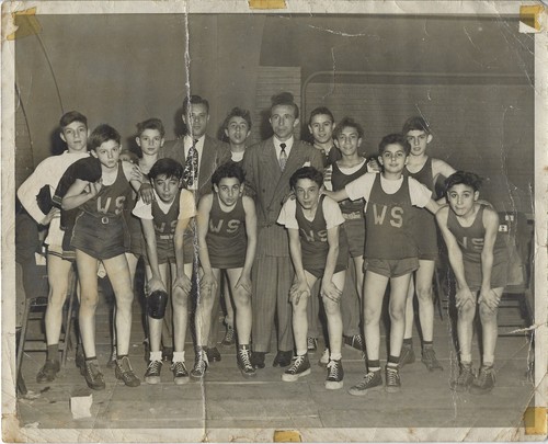 Foto originale anni 40 New York 69° Reggimento Armory squadra basket 8x10 tipo 1
