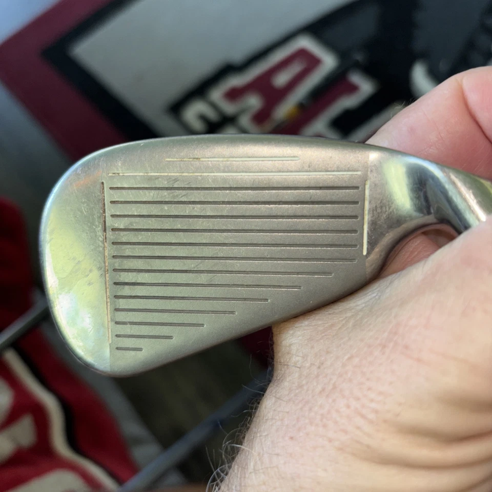 Callaway Hawkeye LH Iron — Titanium 3 Iron — Regular Flex, Graphite Shaft - NICE - Image 2 of 4