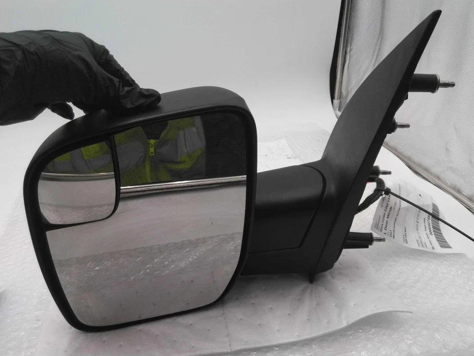 Espejo retrovisor de puerta izquierdo usado se adapta a: Ford E250 2013 furgoneta eléctrica montado en vela pedestal spott Foto 2 de 4