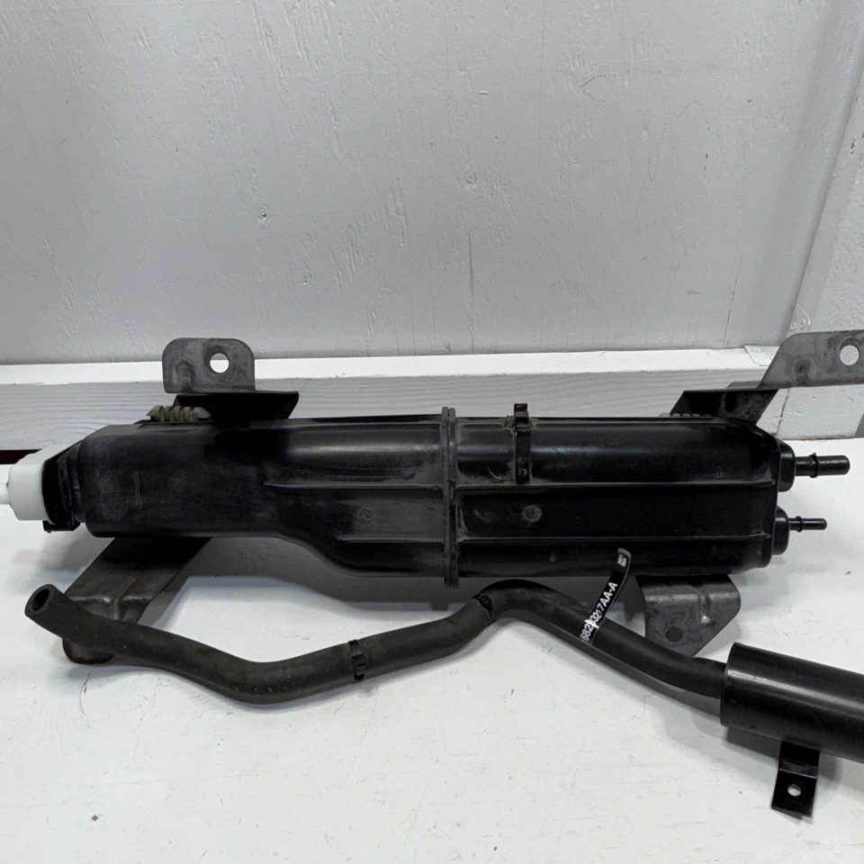 2014-2022 RAM PROMASTER 1500-3500 燃料蒸发器排放罐 05147067AG — 第 2/4 张图片