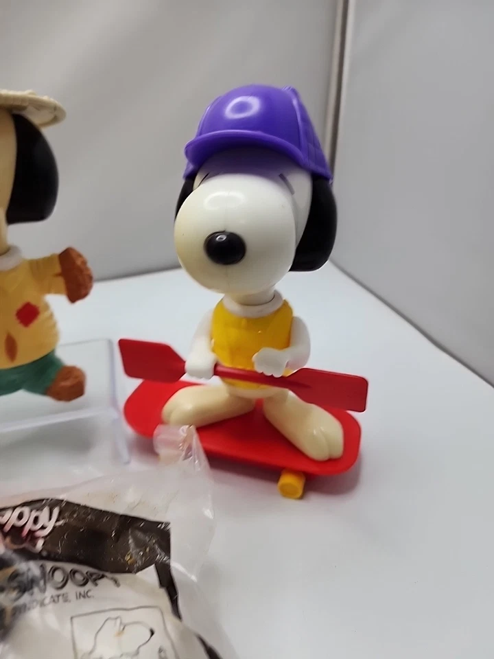 Lote de 7 juguetes Happy Meal Connect A Snoopy McDonald's 2002 Foto 3 de 4