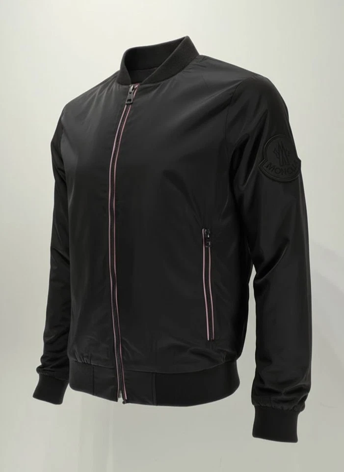 Chaqueta cortavientos negra con cremallera para hombre Moncler Signature Foto 2 de 4